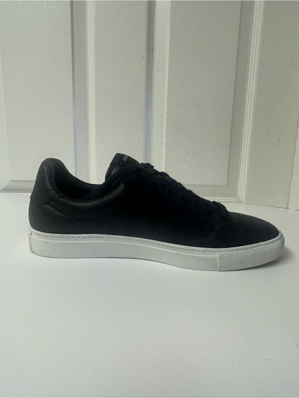 Zadig & Voltaire Black Leather Low-Top Sneakers with White Sole - Picture 6 of 10